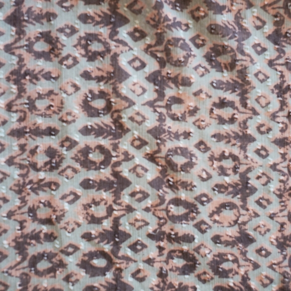 Long lightweight infinity scarf - Picture 4 of 4